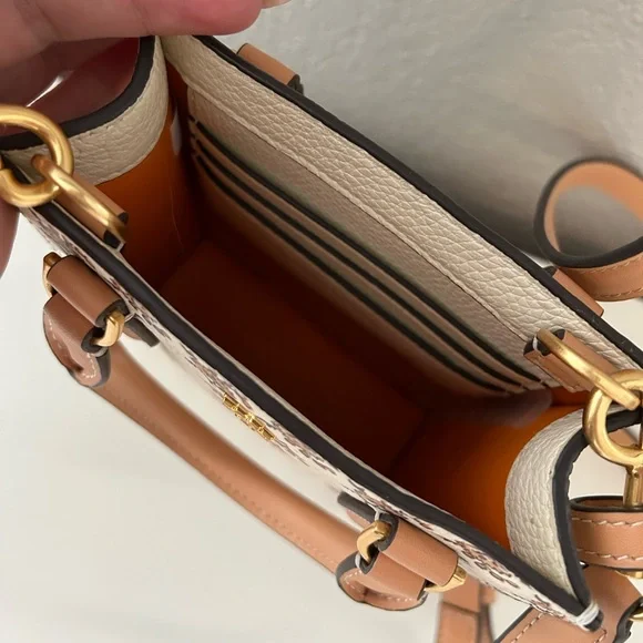 Tory Burch Mini Purse NEVER USED - Picture 3 of 4